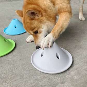 1pc Slow Feeder Dog Bowl, Silicone Pet Anti-Gulping Puzzle Feeder, Random Color
