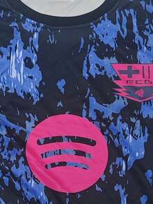 Áo bóng đá nam kiểu Barcelona được thiết kế riêng, in tên và số, áo nỉ thể thao cổ tròn thoải mái, phù hợp cho tập luyện bóng đá, mặc thường ngày và làm quà tặng mùa hè, đồ tập gym. - Nhiều màu - Xem 8