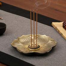 Plum Blossom Metal Aromatherapy Diffuser: Odorless And Durable Stand | Dual-Purpose For Yoga Meditation And Home Decor | Elegant Holder For Aromatherapy Sticks | Ideal Gift For A Spa Atmosphere - Bronze - View 3