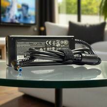 DEMTECH Cargador para laptop universal 19.5V 3.33A y 1.6A, potencia de 65W, punta tipo boca azul de 4.5mm * 3.0mm con pin central, adaptador de corriente portátil para computadoras, notebooks y ultrabooks que utilizan estas especificaciones técnicas, ideal como reemplazo o repuesto confiable para mantener tu equipo operativo, diseño compacto y ligero para transportarlo fácilmente en oficina, hogar, estudio o viajes, proporciona alimentación estable para prolongar la vida útil de la batería y mantener el rendimiento en tareas diarias como trabajo remoto, clases en línea, edición de documentos o entretenimiento multimedia, una solución práctica para estudiantes, profesionales y usuarios domésticos que requieren energía continua y estable en todo momento. - Tipo de Enchufe B Japonés (100V) - Ver 1