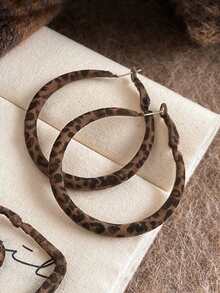 1 对复古别致天鹅绒豹纹几何环形耳环，适合女性日常、通勤、约会、派对、节日佩戴