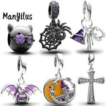 Manyilus Manyilus Original Sterling Silber Halloween Charm Kollektion: Halloween leuchtender Magie Charm, Halloween schwarze Spinnen Charm, Halloween Schloss Charm, Halloween kleiner Teufel Charm, Halloween Fledermaus Charm, Heiliger Glanz Kreuz Charm.