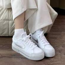 Nike 女鞋新款COURT LEGACY LIFT休閒鞋厚底板鞋 - 白色 - 查看 2