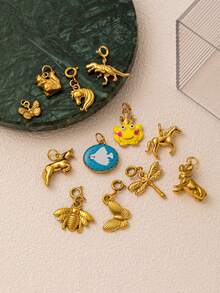 1件金色时尚不锈钢蘑菇心形网球十字羽毛锆石吊坠，18k镀金，适用于DIY珠宝、项链、手链配件、耳环、钥匙扣、包包配件、女士珠宝配件、钱包配件、吊坠、DIY配件、女士珠宝礼物，适合作为送给妻子、母亲和女朋友的个性化吊坠。 - 金色 - 查看 7