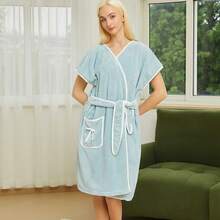 1pc Minimalist Wearable Bathrobe, With Pineapple Grid Texture For Quick Drying And Soft Dressing