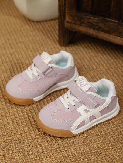 1 par de zapatos deportivos de suela blanda y antideslizantes para niños, zapatillas de deporte versátiles y de moda casual para niñas, nuevos zapatos de tenis de la colección de primavera/otoño