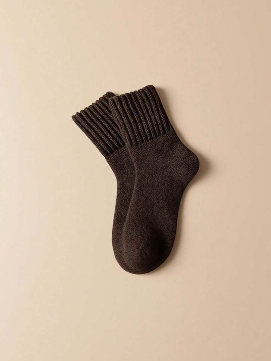 5 Pairs (Random Assortment) [Practical & Warm] Universal Earth-Tone Knit Element Thermal Lined Socks, Suitable For Indoor And Outdoor Wear In Winter