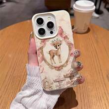 غطاء هاتف TPU بإطار ذهبي عتيق بنقش الأيل الزهري، عصري ومتعدد الاستخدامات لهواتف أبل 13/17/16/15/14/13/12/11/برو/برو ماكس، الإصدار الدولي، وليس الإصدار المحلي - أبيض - مشاهدة 4