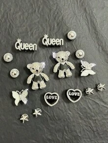 16pcs DIY Detachable ABS Silver Bear, Butterfly, Heart Love Shoe Accessories, Removable Shoe Flower Decorative Buttons, Suitable For Clogs, Sandals, Slippers, Beach Bags, Multi-Functional Decor, Suitable For All Seasons, Ideal Holiday Party Gift
