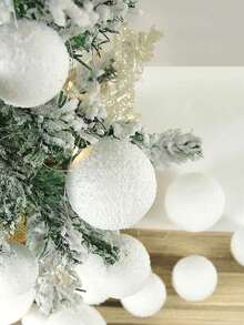 6pcs White Foam Snow Balls, Christmas Tree Hanging Decorations, Suitable For Christmas Tree, Party, Fireplace Decor, Winter Holiday Atmosphere Ornaments