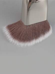 1 件方形斜角遮瑕刷，轮廓设计完美贴合面部轮廓，适用于粉底、BB 霜、亮肤、遮瑕，推荐初学者使用 - 彩色 - 查看 10