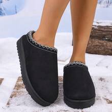 Teenage Girls' Solid Color Fashion Low-Top Snow Boots, Plush Lined Indoor Slippers, Warm Fluffy Slip-On House Shoes With Non-Slip Thick Soles, Suitable For Indoor And Outdoor Wear, Warm And Comfortable - Black - View 9