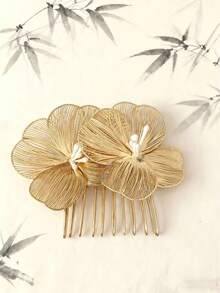 1pc Elegant Floral Hair Clip, Golden 10-Tooth Hair Comb Suitable For Women To Wear On Weddings