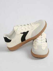 Women's Breathable Casual Flat Sneakers - Black - View 3