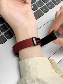 1pc Silicone Magnetic Strap, Compatible With Huawei Band 7/8/9/10/NFC - Burgundy - View 3