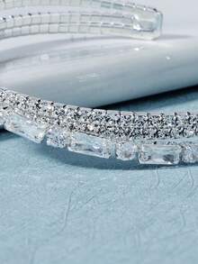 1件装女士奢华不对称水晶闪亮手链，新娘高端婚礼手链情人节配饰