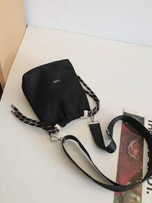 Men's Retro Mini Messenger Bag, Unique Design Crossbody Shoulder Bag, Casual Street Style Phone Pouch - Black - View 6