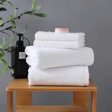 简约白色毛巾，酒店蓬松毛巾，柔软吸水毛巾，浴室用品。 - 白色 - 查看 5