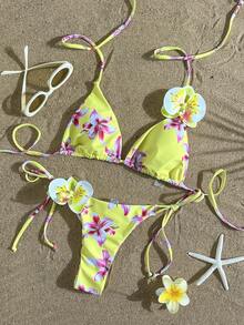 Conjunto de Maiô Bikini Fio Dental com Alça Halter Sem Costas e Amarração Nas Costas com Estampa Floral e Amarração Nas Laterais, Tecido de Alta Elasticidade, Conjunto com Sutiã Halter, 2 Peças, Verão, Praia, Férias, Looks de Verão para Mulheres, Looks de Praia para Mulheres, Roupa de Praia Feminina, Maiô Bikini com Sustentação, Vestido Floral Feminino, Maiô Bikini Estiloso, Maiôs Estilosos