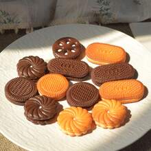 More Realistic Cookie Toys, Caramel Cookies, Chocolate Cookies, Simulated Sandwich Cookie Photography Props, Suitable For DIY Phone Cases, Keychains, Hair Clips, Cute Candy House Decorations, Party Favors, Candy House Toys - Multicolor - View 7