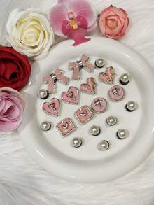 Set de 20 piezas Nuevos accesorios decorativos de moda originales para zapatos de niña, serie de lazos con efecto de goteo de color rosa, incluye: corazón con efecto de goteo, perla 3D, hebillas de zapato desmontables, hebillas de zapato de plástico ABS con perlas huecas, para el hogar y la playa en verano