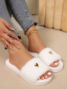 Premium Fashion Heart Decor Plush Slippers For Women, Soft & Comfortable Soft-Sole Lightweight, Suitable For Living Room & Bedroom, All Season - White - View 4
