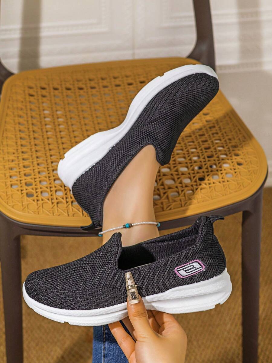 "Export Platform Round Toe Slip-On Sports Shoes Women 2025 Summer Large Size Breathable Running Shoes Soft Sole Casual Lace-Up Lightweight Women" - Black - View 1