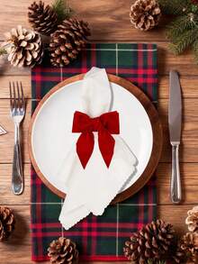 Conjunto de 8 peças de porta-guardanapos decorativos de Natal, com laço vermelho tecido à mão e fivela exclusiva em veludo macio e espesso. Ideal para decoração de mesas de Natal, jantares, banquetes, casamentos e outras festas.