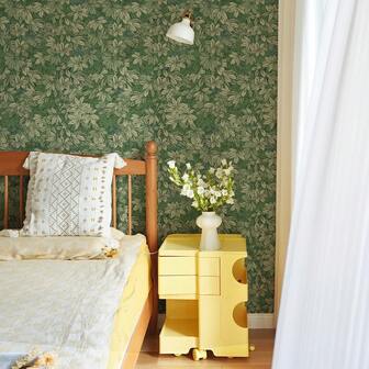 1 pezzo Carta da parati adesiva vintage con motivo floreale a foglie verdi, carta da parati in vinile PVC di alta qualità facile da applicare e rimuovere, ideale per la decorazione della casa, il rinnovo di mobili e progetti fai-da-te, aggiungendo un fascino botanico lussureggiante a camere da letto, soggiorni e altro ancora