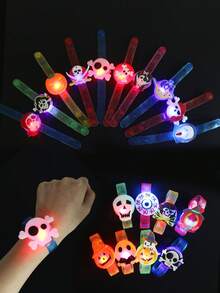 24 件 LED 万圣节发光手链、发光表带闪光腕带装饰手链、礼品袋填充生日、毕业典礼、婚礼、派对、生日、派对装饰品