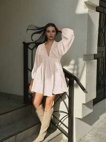 New Elegant Fashion Sexy Deep V-Neck Puff Sleeve Casual Mini Dress, Vacation Bohemian & West & Tropical & Sun Dress For Spring/Summer - Beige - View 4