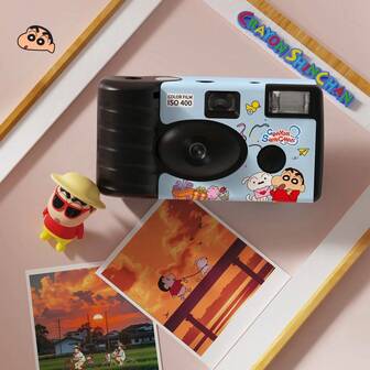 CRAYON SHINCHAN Macchina fotografica monouso a pellicola di Shin Chan (la macchina fotografica può scattare 18 foto), pellicola a colori con flash incorporato, ideale per anniversari di coppia, studenti e stagione di laurea