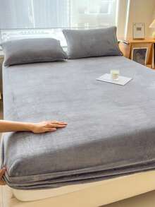 1 件柔软舒适的水晶天鹅绒床笠 3 件套（1 件床笠 + 2 个枕套），可机洗，适合卧室和客房，四季皆宜 - 淺灰色 - 查看 7