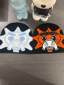 1 pieza Gorro de punto de jacquard de hilo bicolor con estilo callejero y de dibujos animados, atuendo cálido y de moda para otoño