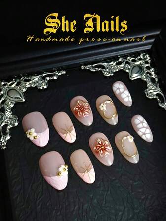 أصناف جديدة لشهر هالوين: DIY 10 قطع من أظافر الضغط الأكريليك الجميلة والخاصة بأسلوب Y2K الغربي والصيني، أظافر وردية، أظافر بيضاء، أظافر صيفية لامعة: زهور مرسومة باليد ثلاثية الأبعاد منحوتة، موجات مائية، خطوط مرسومة باليد ثلاثية الأبعاد وأنجم ذهبية، أظافر أكريليك قصيرة بشكل لوز نقية مصنوعة يدويًا، مناسبة للربيع والصيف، تتناسب مع الملابس الملونة والمناسبات.