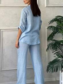 Ensemble 2 pièces en lin pour femmes grandes tailles, chemise à col boutonné avec épaules tombantes et pantalon large, tenue de détente élégante pour le printemps - Bleu azur - Voir 2