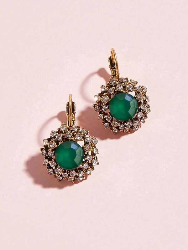 زوج من أقراط الأذن بلمعان الماس على الطراز الكلاسيكي القديم، مجوهرات أقراط أنيقة لاطلالة مذهلة للسيدات للحفلات والاستخدام اليومي