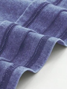 GLEC Seek First The Kingdom Of God, For God Is Worthy Of Your Faith. Believe In Christianity. Classic Retro Fashion High Street Cross And Letter Print Premium 230g Washed Cotton T-Shirt, Retro Street Style, Versatile, Men's Summer High-Quality Printed Cotton Retro Fashion Brand Loose Soft Comfortable Casual Multi-Color T-Shirt, 100% Washed Cotton, Unisex, Suitable For Summer Outdoor Wear, Has A Certain Thickness, Everyday Wear And Gift For Friends, Back-To-School Gift, New Year's Gift, Couple's Gift, St. Patrick's Day Gift. - 寶藍色 - 查看 4