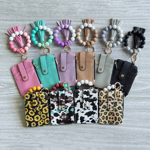 1pc Fashion Silicone Bracelet Western Cowboy Style Silicone Bead Bracelet Keychain Women Wallet Card Holder Leopard Sunflower Cow Print Wristband Gift For Friends Mom Card Holder Gift For Women Wallet Mini Wallet Purse Wallet Wristlet Wallet Card Wallet