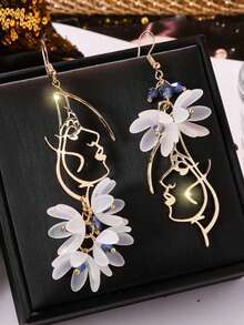 1pc Fashionable Flower Petal Long Tassel Earrings, Asymmetric Ethereal Ear Hooks To Slim Face