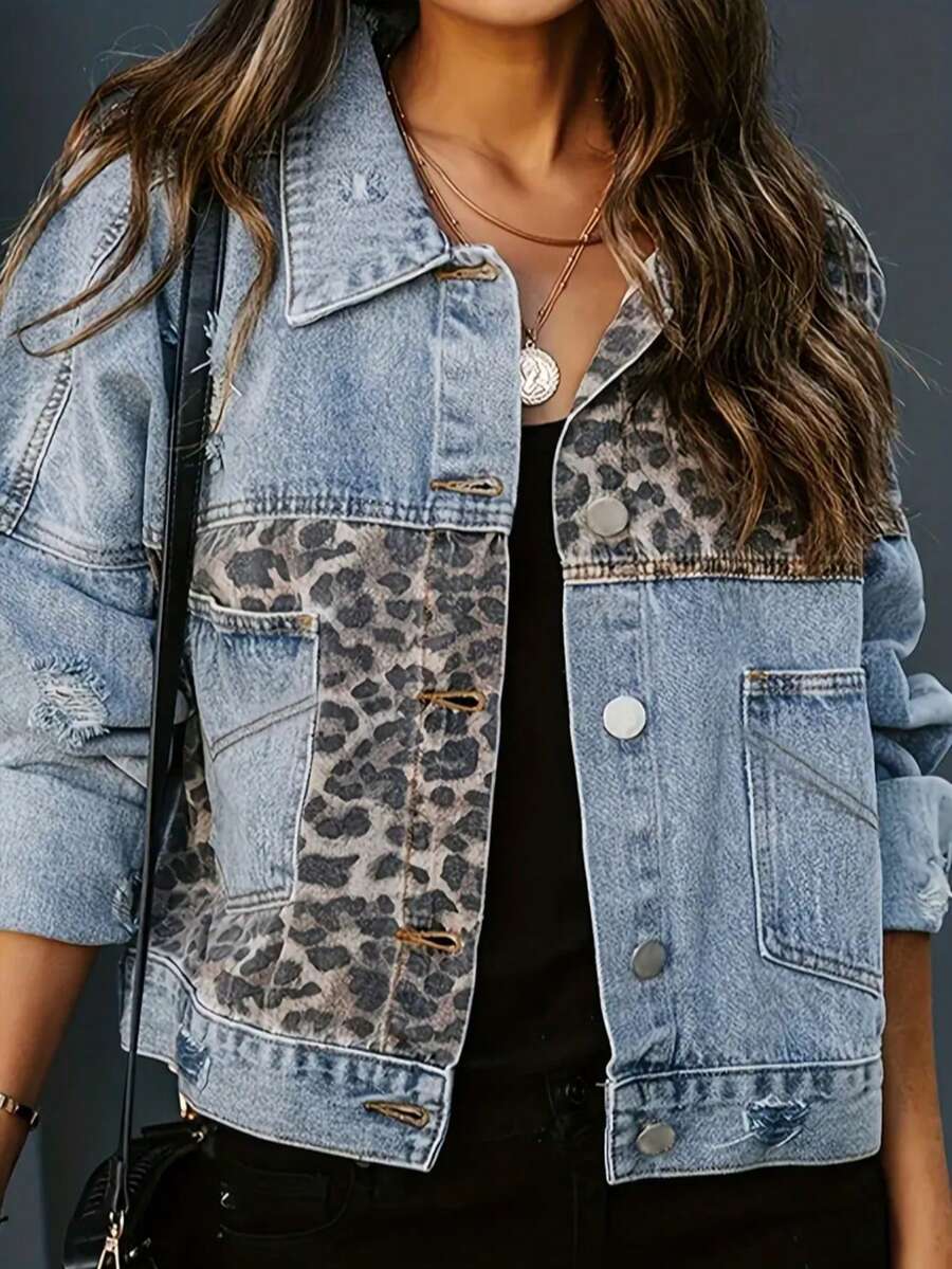 Chaqueta casual de mezclilla con parches y rasgados estampado de leopardo