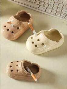 Cendrier unique en forme de sabot en céramique douce, décorations de Noël, convient pour l'hiver, pour le réapprovisionnement de fin d'année, design de simulation d'outils quotidiens, idéal pour la décoration de la maison, du bureau et de l'hôtel, cadeau parfait pour la Saint-Valentin, le Nouvel An et pièce de collection pour le Nouvel An lunaire