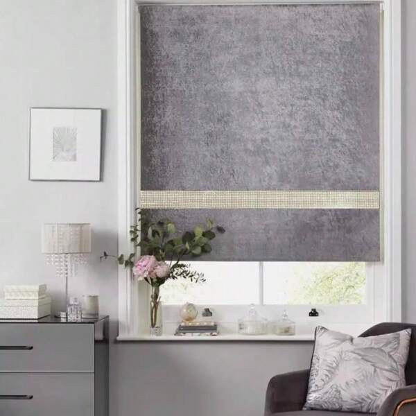 Crushed Velvet Diamante Trim Blackout Roller Blind 1 Piece – Child  Easy Fit UK Sizes Home Decor