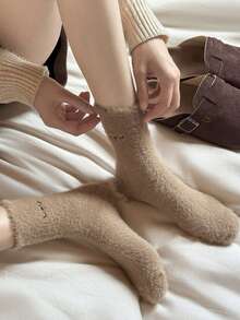 Conjunto de 4 pares de meias femininas grossas e quentinhas com estampa de animais e laços, ideais para uso doméstico, outono/inverno. Meias aconchegantes. - Multicolorido - Ver 3