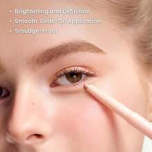 Colorgram Under Eye Highlighter Stick 01 Warm Tone Silky-Smooth Long-Lasting & Contouring For Smudge-Proof Shining Daily Makeup K-Beauty Face Highlighters Luminizers - 暖色調 - 查看 3