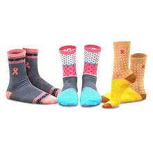 Breast Cancer Awareness Socks Women - Pink Ribbon Crew Socks 3 Pair Pack - Comfortable Cotton- Support The Cause - Gifts For Her - 如圖710 - 查看 1
