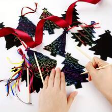 24pcs Christmas Scratch Art Set, DIY Christmas Tree Scratch Art Bookmarks, Creative Christmas Tree Scratch Art Decorations, Snowman DIY Bookmarks For Free Drawing And Creation, Christmas Creative Gifts