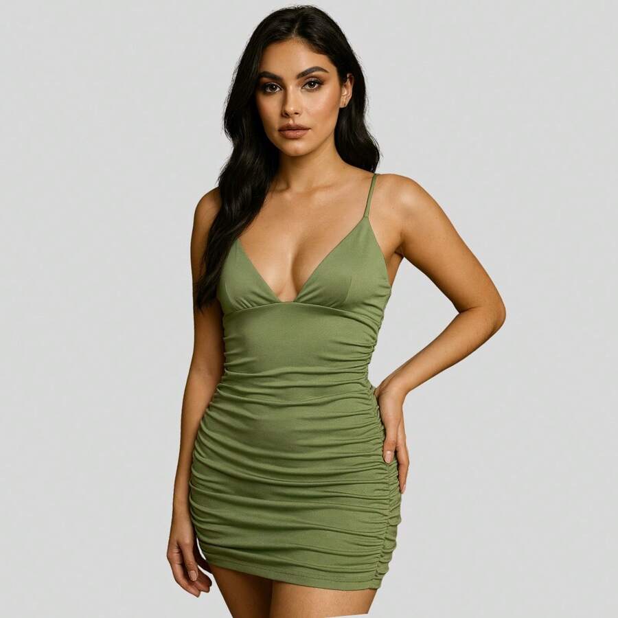 Short Women's Dress With Side Ruching And Thin Straps In Premium Suplex – Adjusted With Shaping Effect - 綠色 - 查看 1