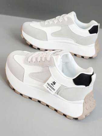 1 Pair High-Quality Women's Multifunctional All-Season Fashion Running Shoes, Flat Gump Shoes, Casual Daily Wear Sports Leather Sneakers, Hiking Shoes