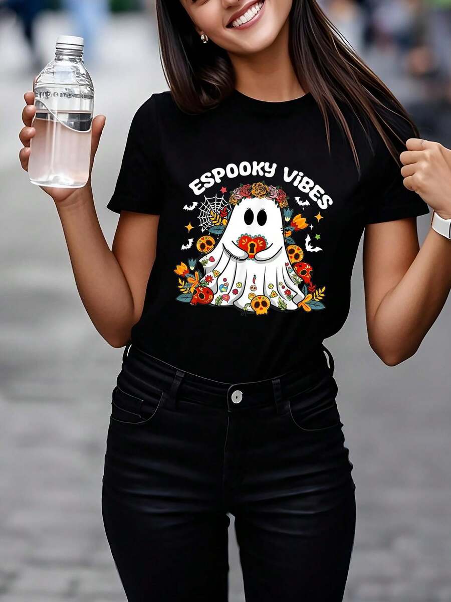 Camiseta para Mujer con Halloween "Espooky" (Espeluznante), Fantasma Floral y Día de los Muertos - Estética Festiva Mix, Tela Cómodo, Adecuada para Halloween y Día de los Muertos - Negro - Ver 1